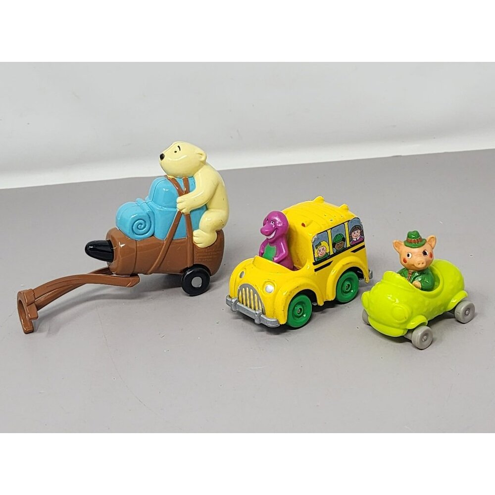 Vintage Barney Richard Scarry Sony Wonder Toys With Polar Bear School Bus & Car